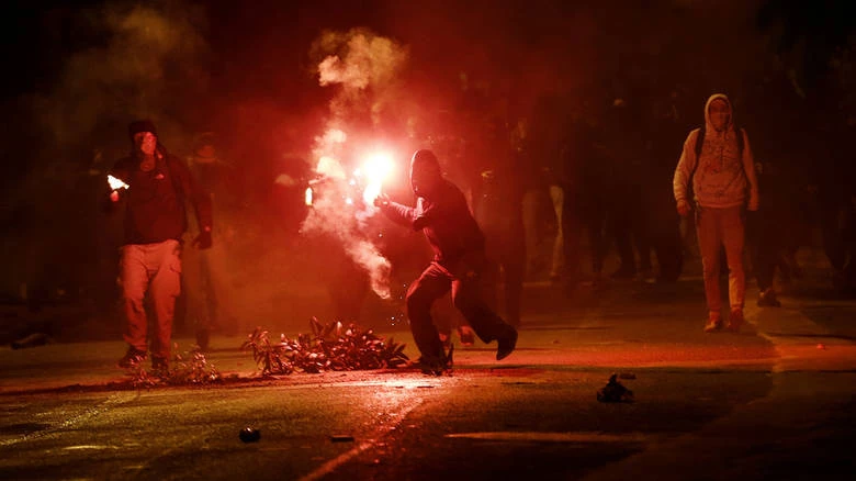 «Να βγει ο στρατός στους δρόμους» : Η εισήγηση του 2008 – «Πυρά» κατά Μητσοτάκη